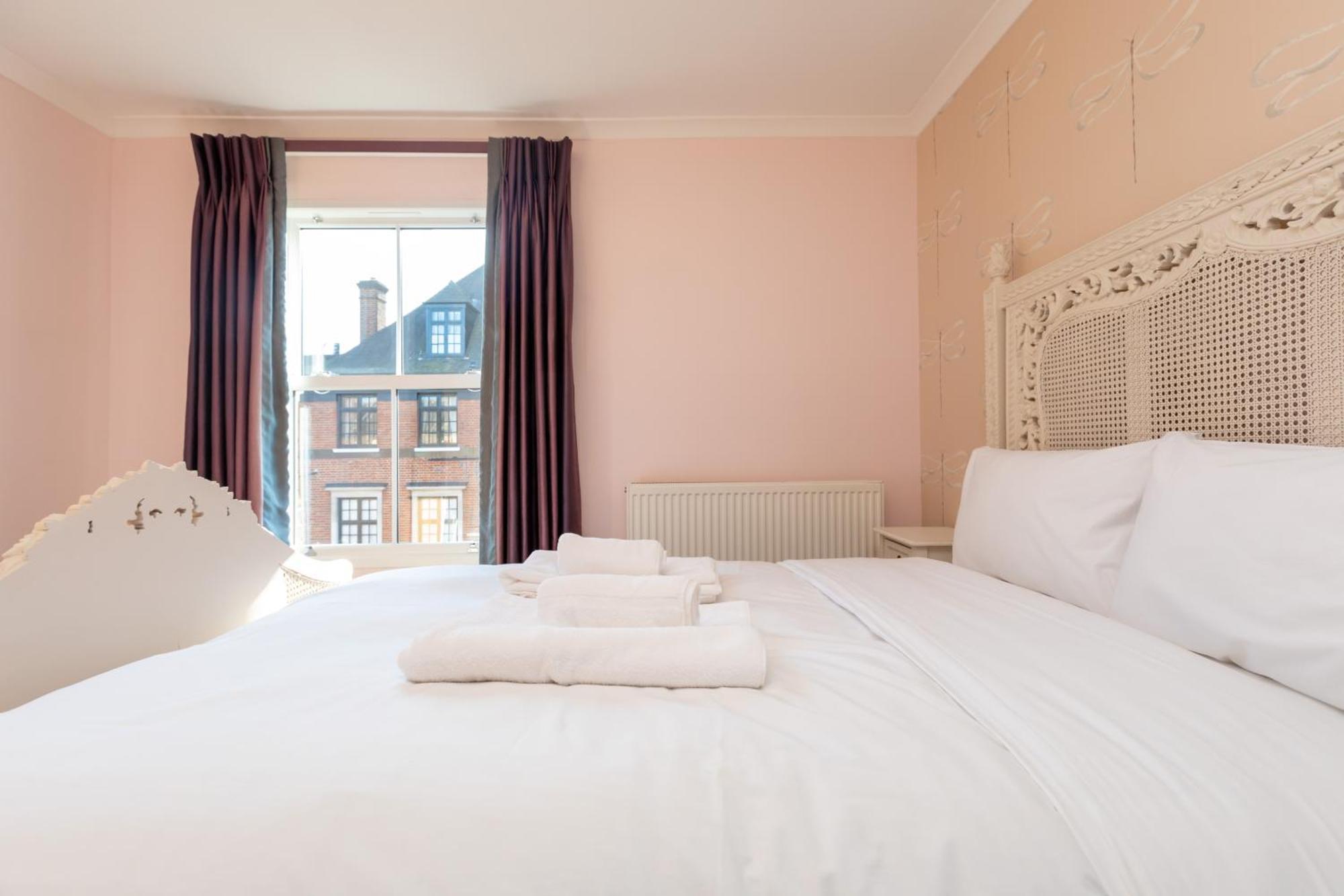 Spacious & Pristine 2Bd Flat - Balham Apartment Londra Exterior foto