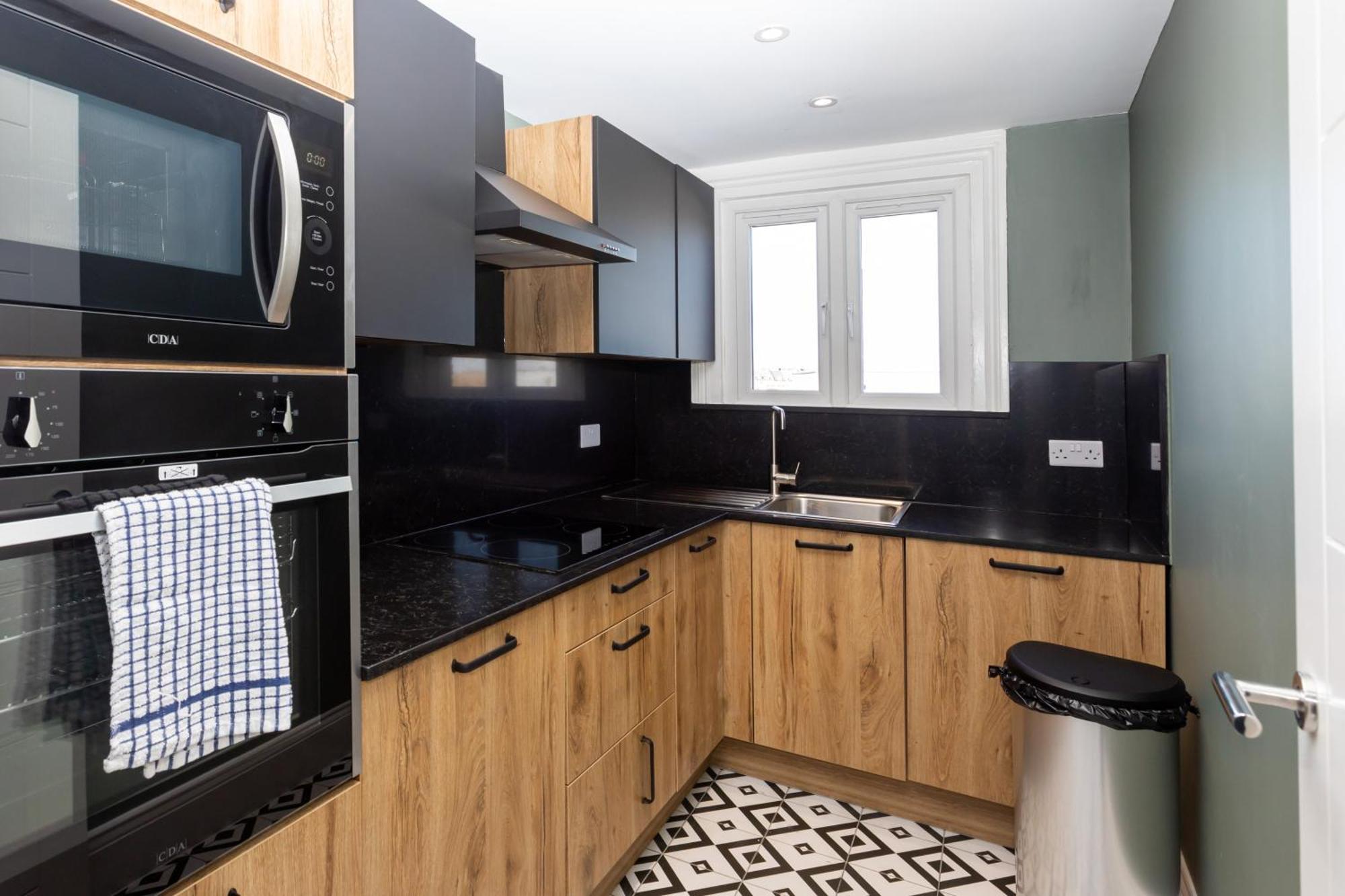 Spacious & Pristine 2Bd Flat - Balham Apartment Londra Exterior foto