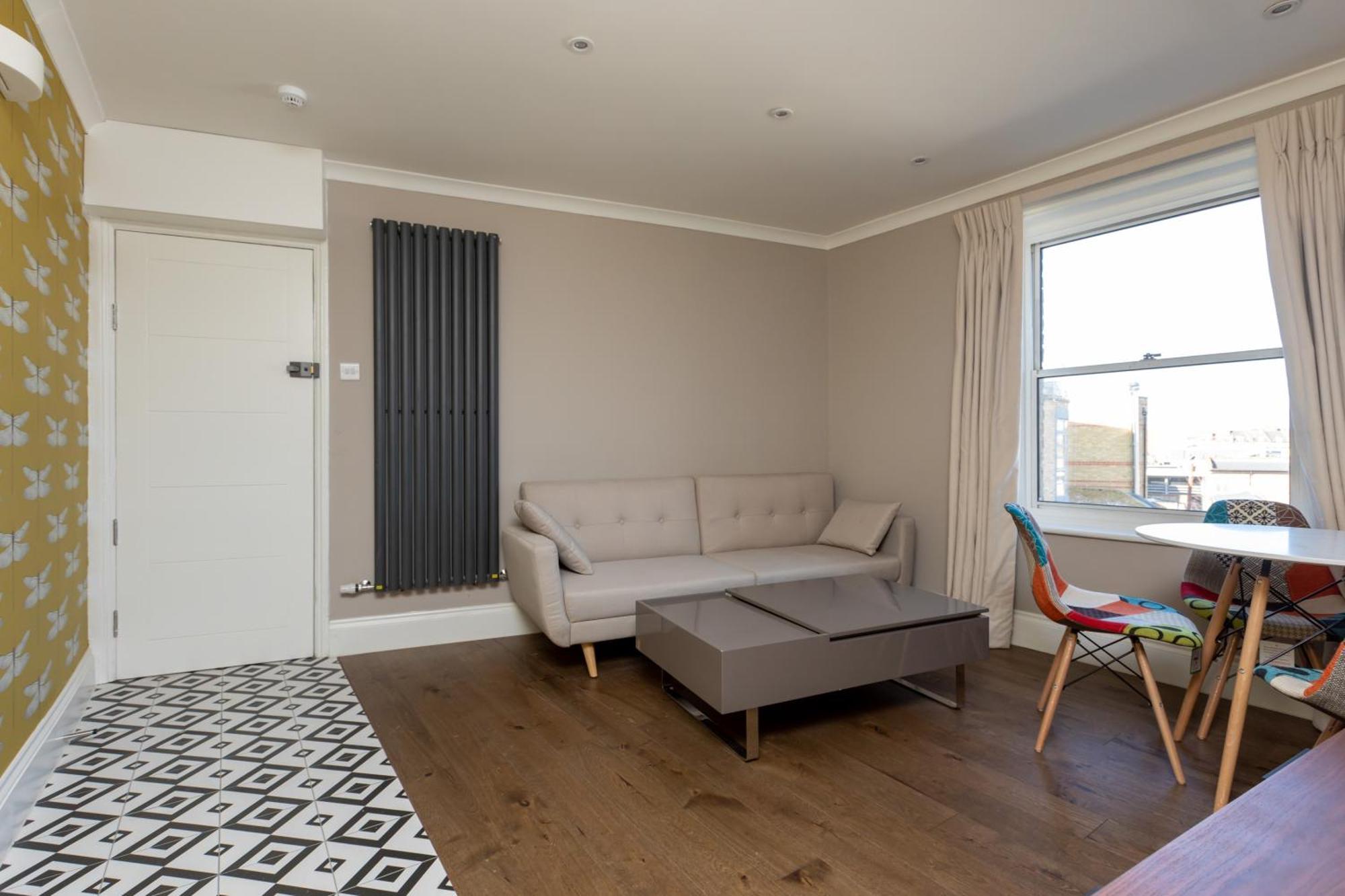 Spacious & Pristine 2Bd Flat - Balham Apartment Londra Exterior foto