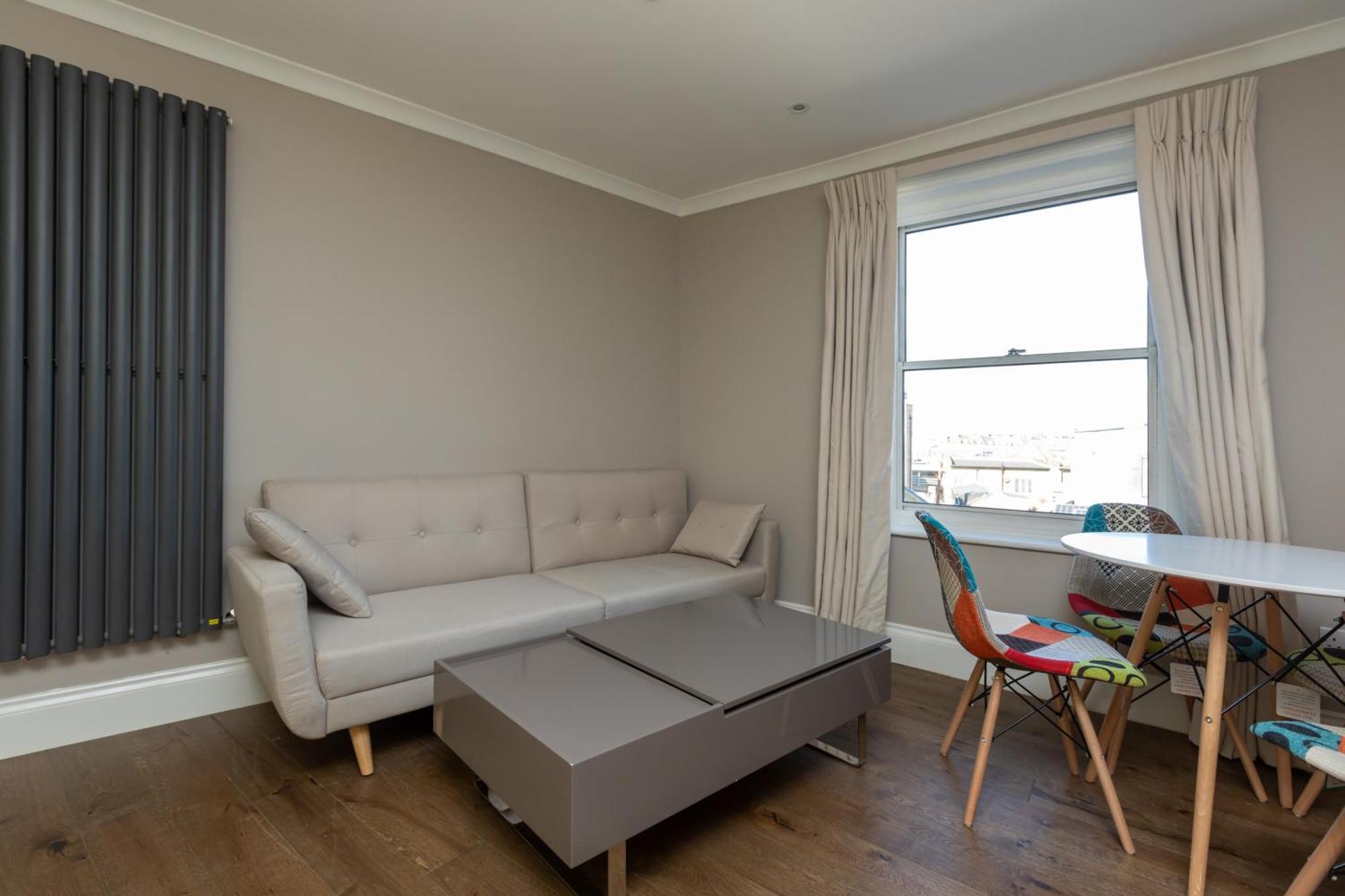 Spacious & Pristine 2Bd Flat - Balham Apartment Londra Exterior foto